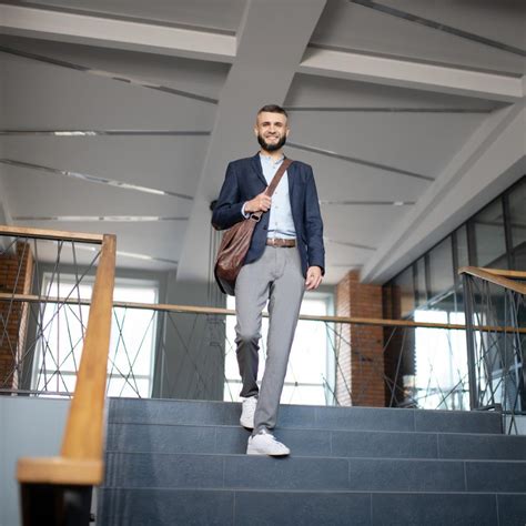 Business Casual for Interview Men 的图像结果