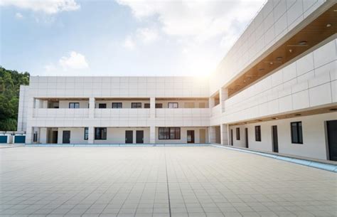 School Building 的图像结果