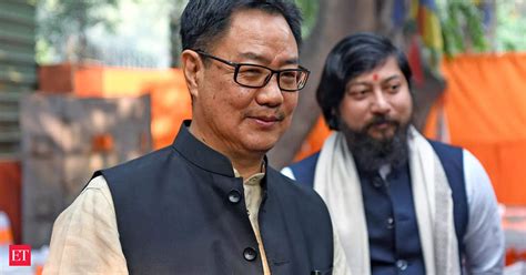 Kiren Rijiju flags off India's maiden winter science expedition to ...