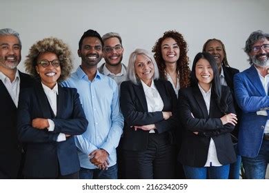Business People Smiling 的图像结果