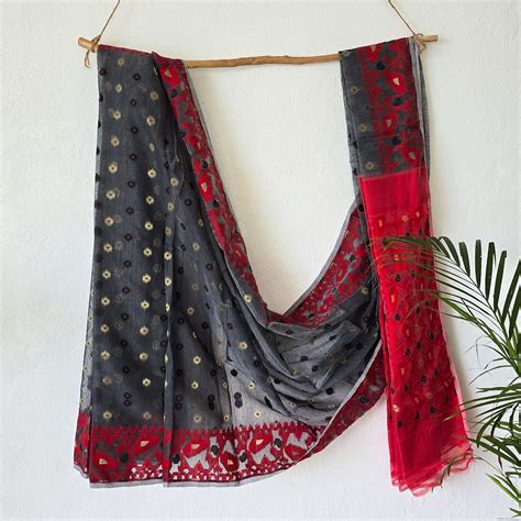 JAMDANI-Jamdani Brasso Black With Pink Design Saree – Sanskruti