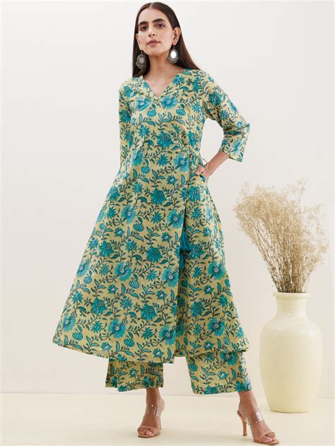 Sukoon Jia Angrakha Kurta Set – InduBindu