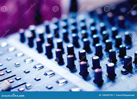 Check Volume Button 的图像结果