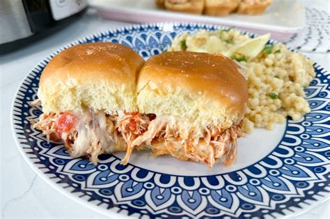 Italian Chicken Sandwich - Julia Pacheco