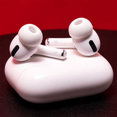 AirPods Pro 2022 Review: Smarter AirPods That Are (almost) Impossible ...