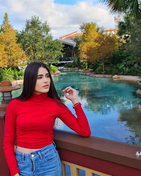 Bielka Hernandez Gil | Querido universo; estoy lista para recibir más de lo que siempre soñé ...