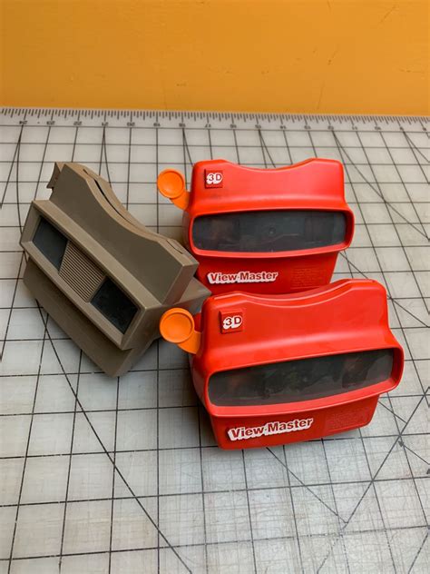 VINTAGE VIEW MASTERS