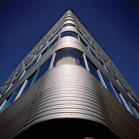 High-Tech Buildings 的图像结果