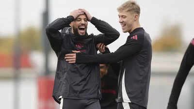 Why Manchester United didn't wear a pro-LGBTQ+jacket - Times of India