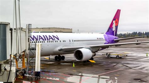 Does Qatar Airways Have Wifi on Board and What Does It Cost?