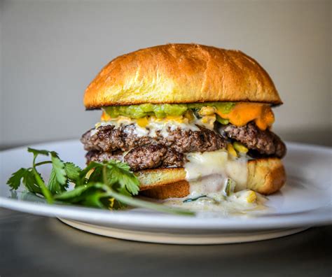 2 Gals Kitchen becomes two-time Cabarrus Burger Madness winner – CabCoCVB