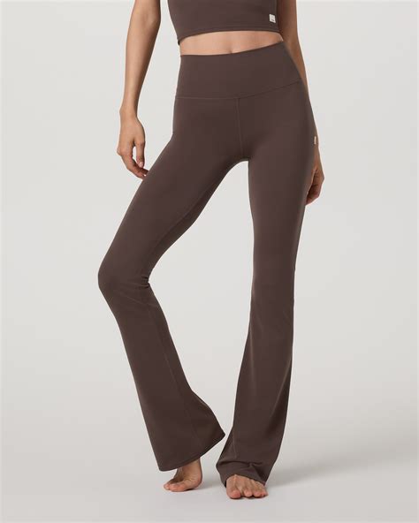 Vuori Allthefeels Slim Flare | Buy Women Online in India | Vuori ...
