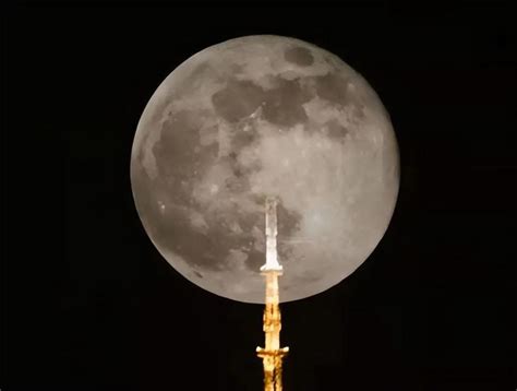 2012年10月2日的月亮和3日的太阳-牧夫天文网 - Powered by Discuz!