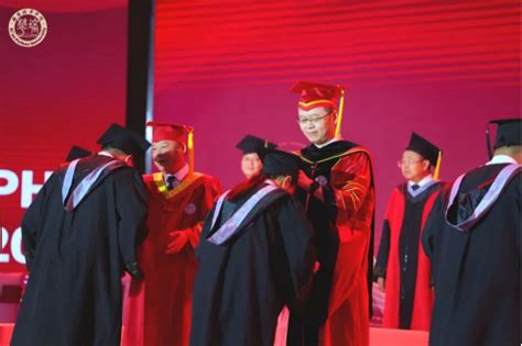 西安培华学院举行2022年毕业典礼暨学位授予仪式_地方新闻_中国青年网