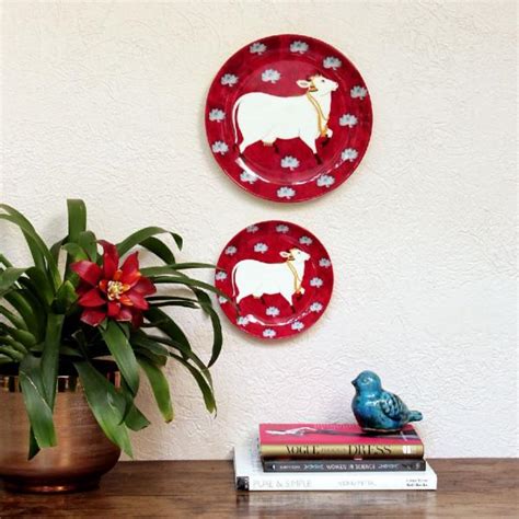Pink Cow Ceramic Decorative Wall Plate – Mora Taara