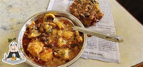 Patlacha bonda, Chandur Bazar - Restaurant menu, prices and reviews