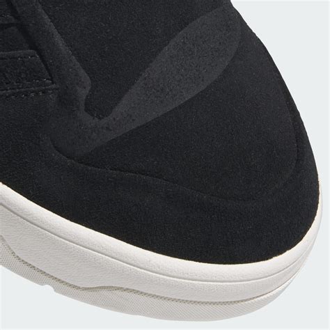 Tenis Mule Rivalry