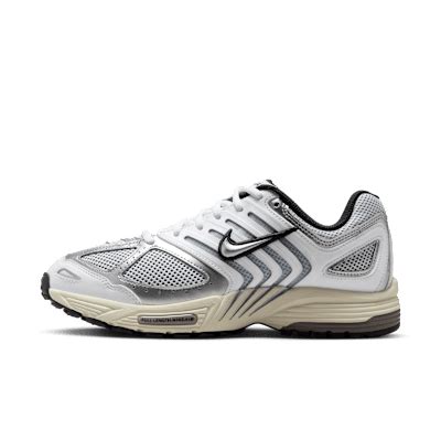 Nike Air Pegasus 2005 Women's Shoes. Nike IN