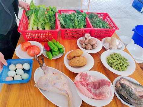 湖北省武汉市青山区首家6.6元三菜一汤的公益厨房开业，服务民工和社区老人 - 知乎