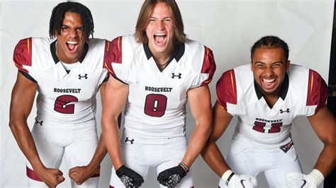 Roosevelt football prioritizing the run behind bruising offensive line