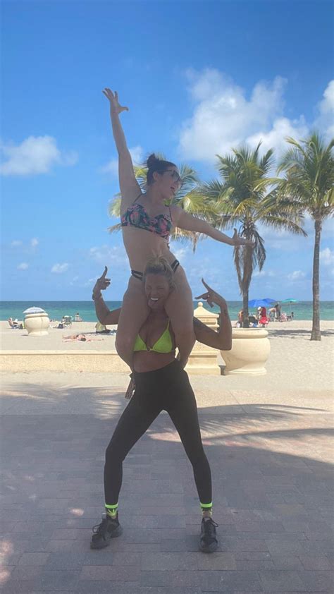 Bella Ink/Sarah Brooke 💪🏽 : r/liftandcarryNSFW