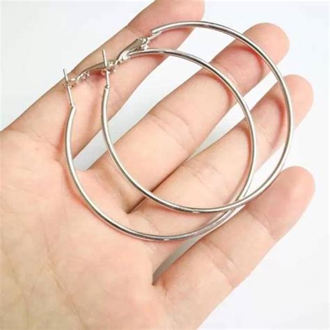 Round Earrings - Buy Round Earrings online at Best Prices in India ...