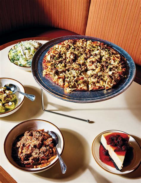 Retro Pizza Parlors Are the Toast of Texas