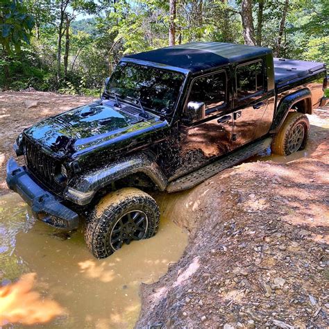 Side Step Bars | Jeep Gladiator (JT) News, Forum, Community - JeepGladiatorForum.com