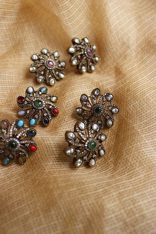 Earrings – zahana