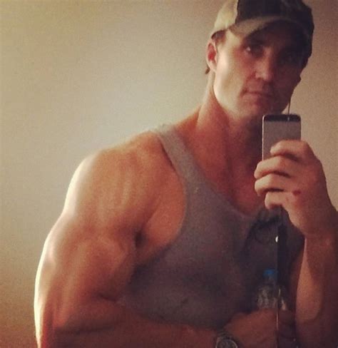 Greg Plitt dies After Being Struck by Metrolink Train in Burbank ...