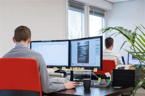 Hardware and Software Engineering 的图像结果