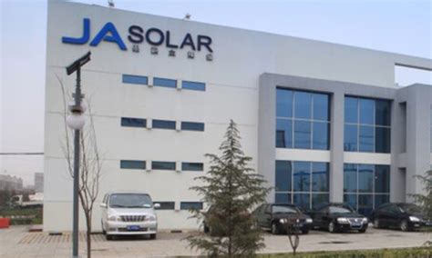 Top 10 Solar Panel Manufacturers in the World, 2023 - Expert Reviews