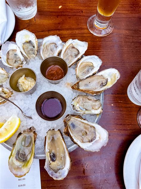 10 BEST East Village HAPPY HOUR Deals (The Thirsty Local)