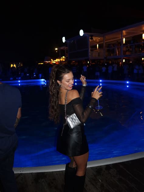 Marjorie Costa (@majuggernaut) • Instagram photos and videos