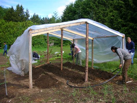 Equipment & Structures | The Garden Archives