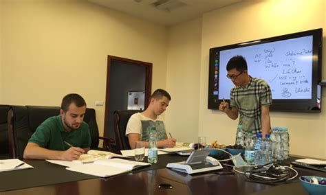 波兰克拉科夫孔院与中国在波企业合作举办汉语培训班-孔子学院工作处