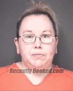 Recent Booking / Mugshot for ANGELA KAYTE CHRISTINE in Warrick County ...