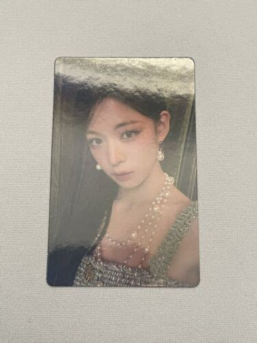 Lee Chaeyoung - Fromis 9 Lady Luck 2023 Weverse POB India | Ubuy
