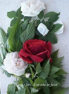 fiori e immagini di cuori e fiori fiori e immagini di cuori e fiori