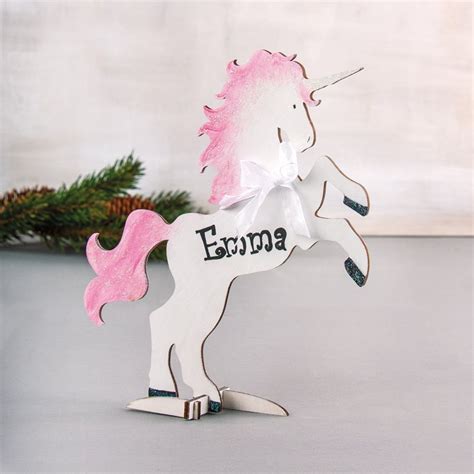 Holz-Einhorn – Bastelidee – Rayher