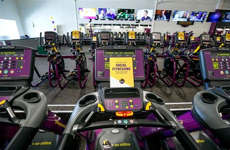 New Planet Fitness opens in Hershey Square Shopping Center - pennlive.com
