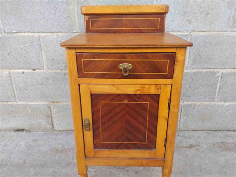 Mesita de noche antigua estilo inglés s.XIX. Mesa auxiliar, mesilla de ...