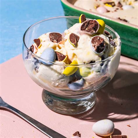 Easy Cadbury Mini Egg Ice Cream (No Churn Recipe) - Screaming for Ice Cream