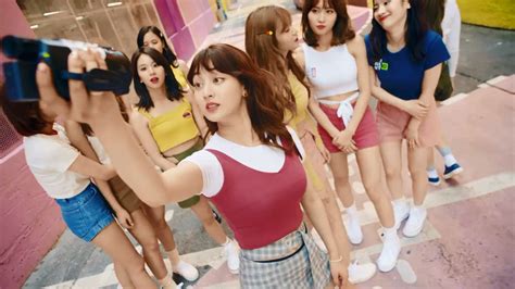 Twice - Likey who's who - K-Pop Database / dbkpop.com
