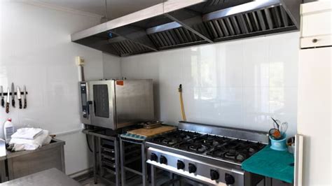 Types Of Commercial Kitchen Hoods at Palmer Ellerbee blog