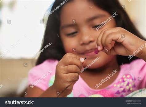 Kids Jewelry Making 的图像结果