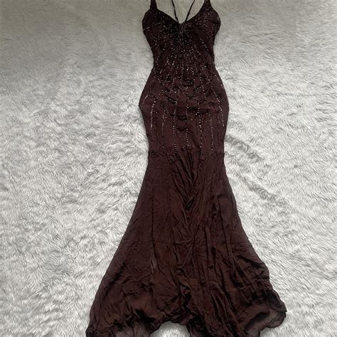 Brown floor length evening gown Y2K 2000s Sizing:... - Depop