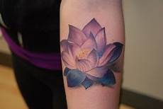 fiore di loto significato giapponese tatuaggi fiori di loto significato e simbologia fiore di loto significato giapponese tatuaggi fiori di loto significato e simbologia