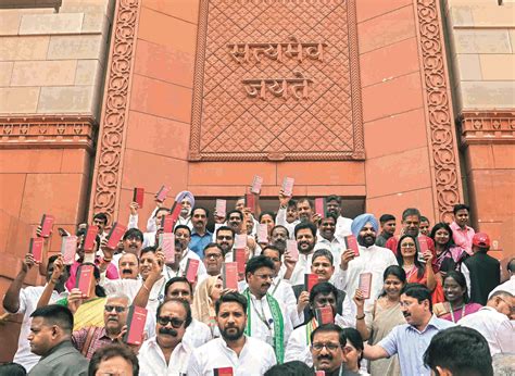 Oppn MPs stage protest in Parliament, demand respect for Constitution
