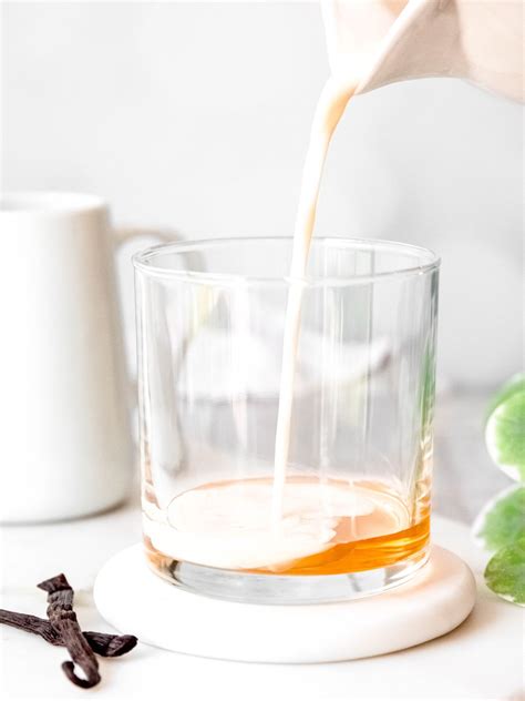 Nondairy Vanilla Sweet Cream Cold Brew (Starbucks Copycat ...